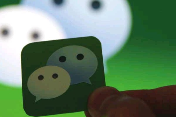 微信登陆另一个号码，然后回到老号码微信图片不见了，聊天记录在了，图片不见了，怎么解决？